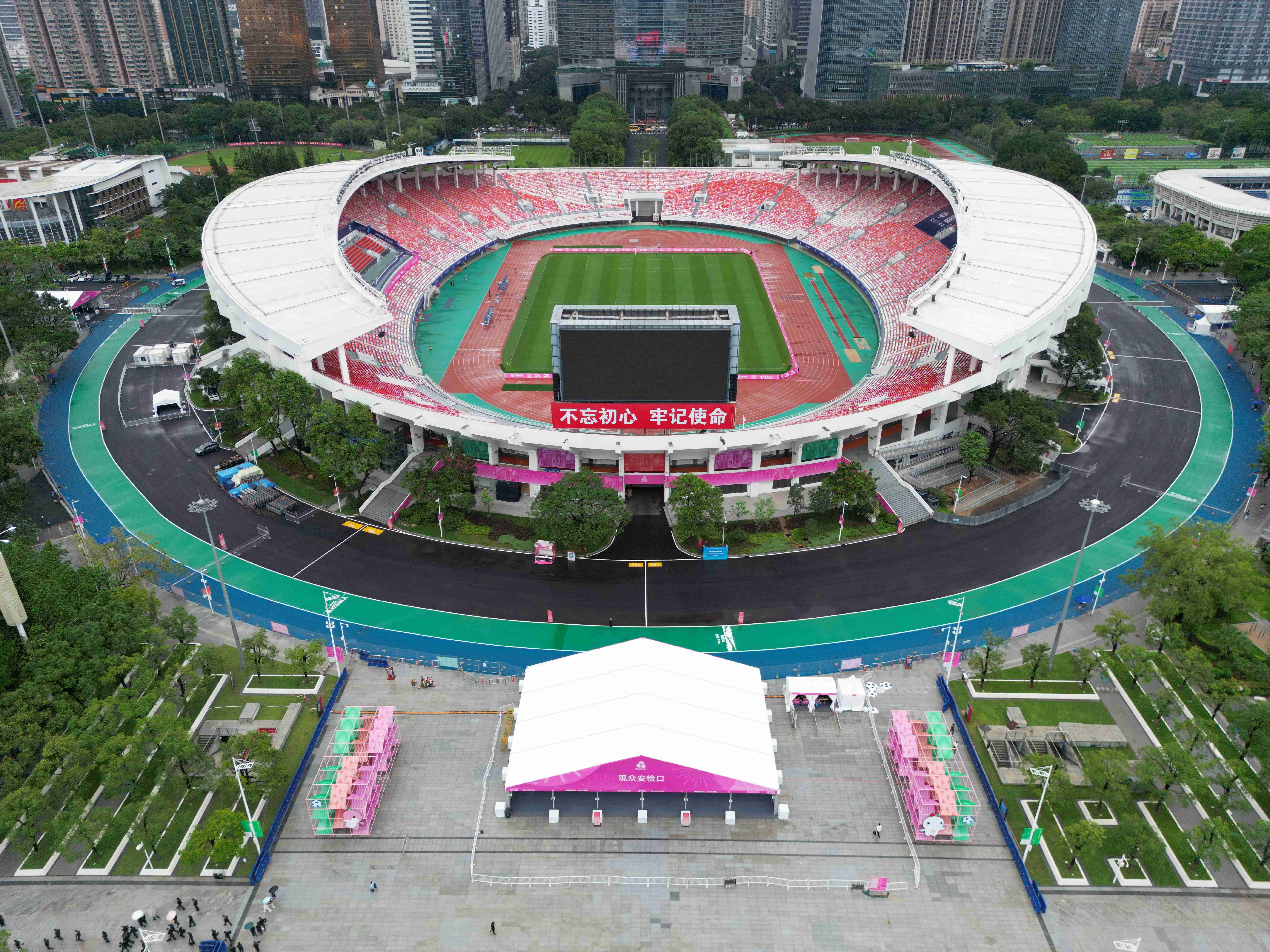 第十五届全国运动会“U16女足赛”赛事氛围营造项目(图1) 第十五届全国运动会“U16女足赛”赛事氛围营造项目(图1)